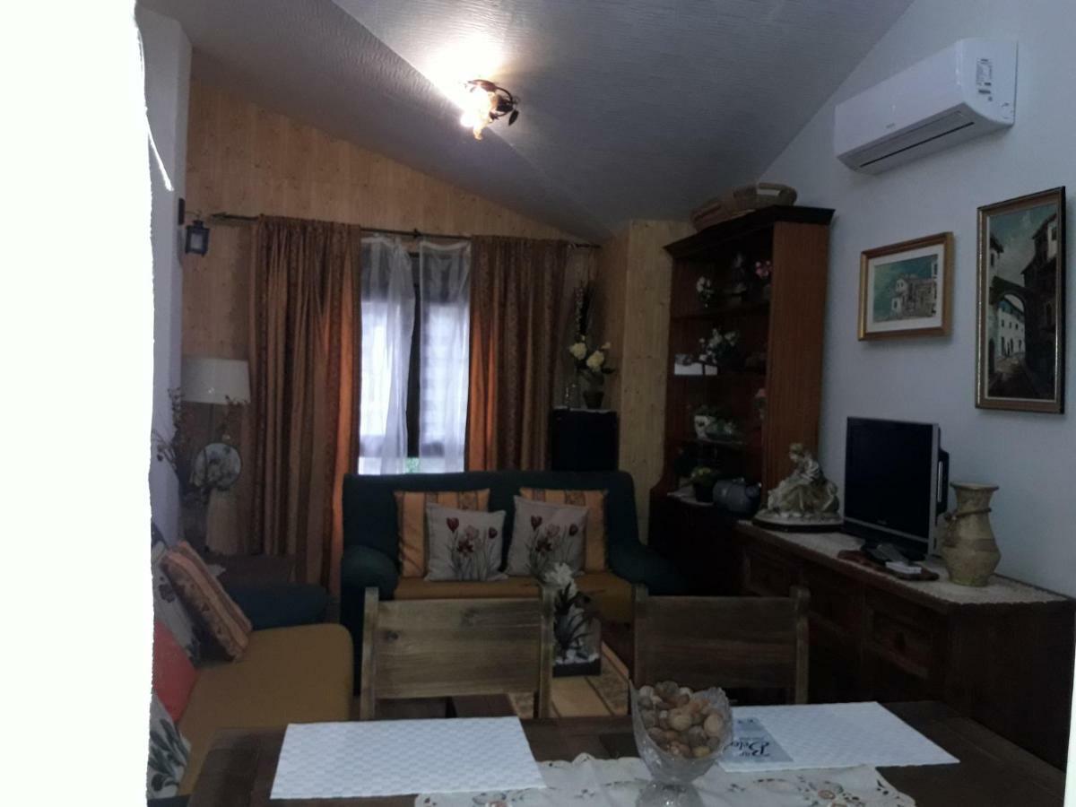 Apartmán Alborada Pinos Genil Exteriér fotografie